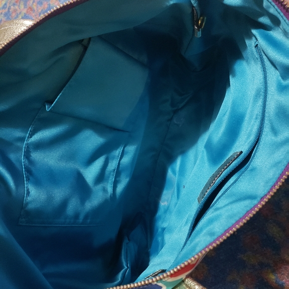 Coach purse poppy - Picture 3 of 3